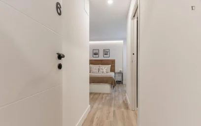 Stanza privata in Calle Toboso, immagine 1 di 26