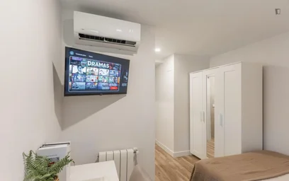 Stanza privata in Calle Toboso, immagine 5 di 26