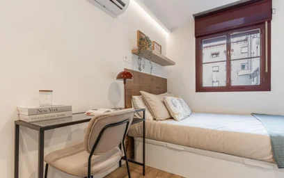 Stanza privata in Calle Toboso, immagine 3 di 24