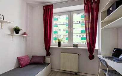 Quarto privado em Kobielska, imagem 1 de 9