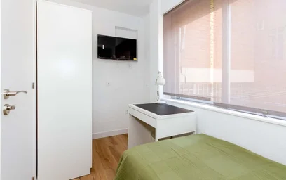 Chambre privée à C. Nardo, 10, 4º a, 28803 Alcalá de Henares, Madrid, Spain, image 25 de 45