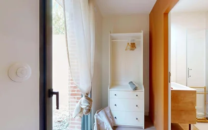 Private room at 7 Imp. Nungesser et Coli, 31300 Toulouse, France, image 4 of 22