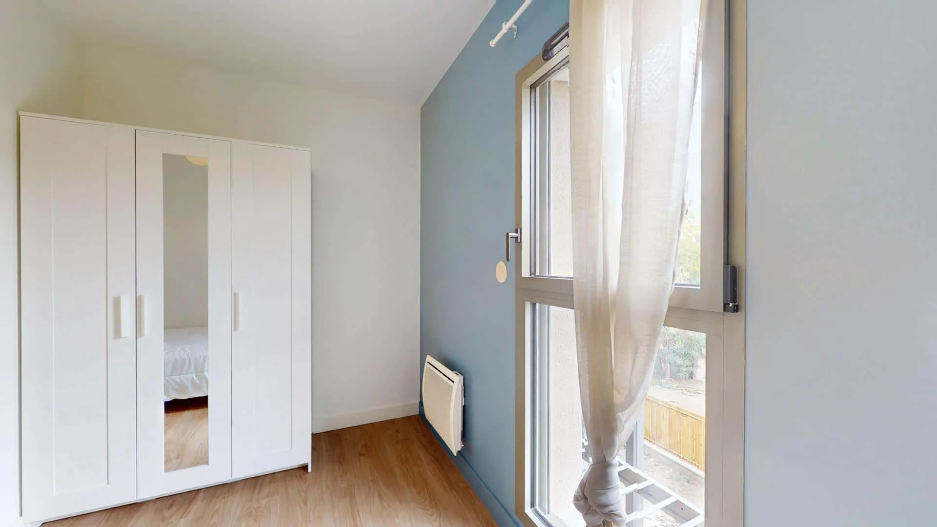 Habitación acogedora para estudiantes disponible en 