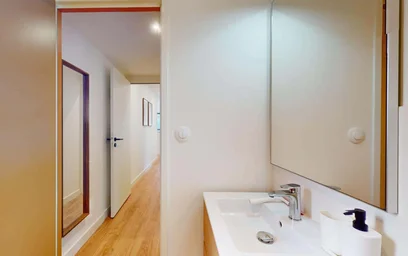 Private room at 7 Imp. Nungesser et Coli, 31300 Toulouse, France, image 8 of 23