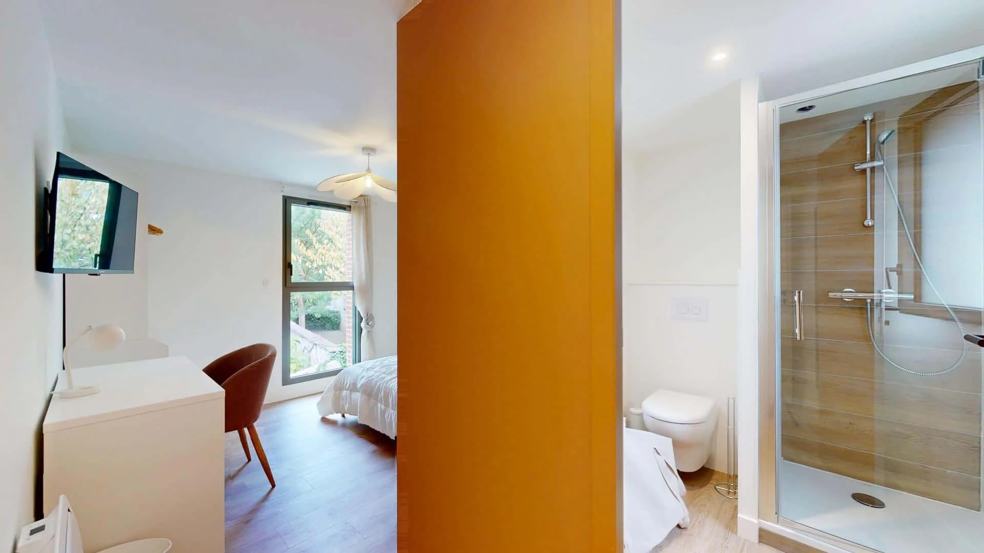 Budget-friendly student room close to campus in 