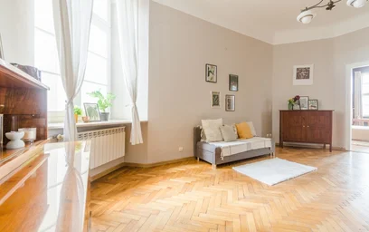 Entire apartment at Narutowicza 45, image 2 of 19