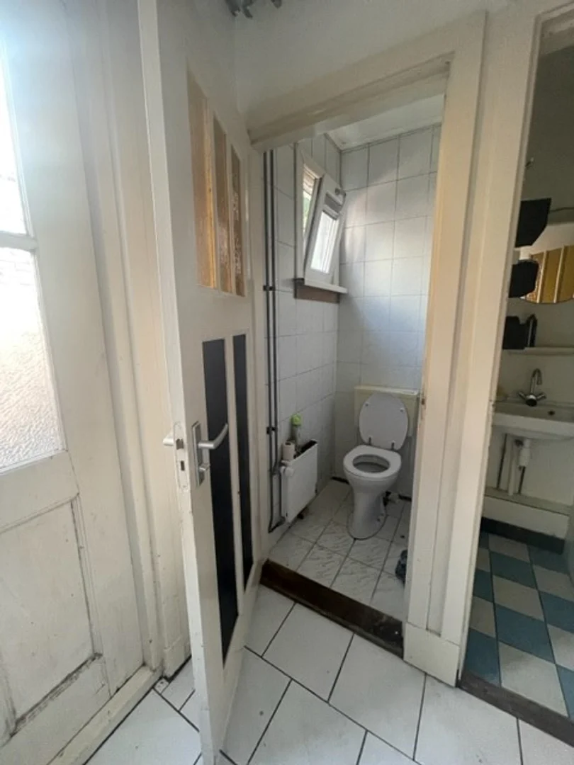 Quarto acolhedor para estudantes disponível em 