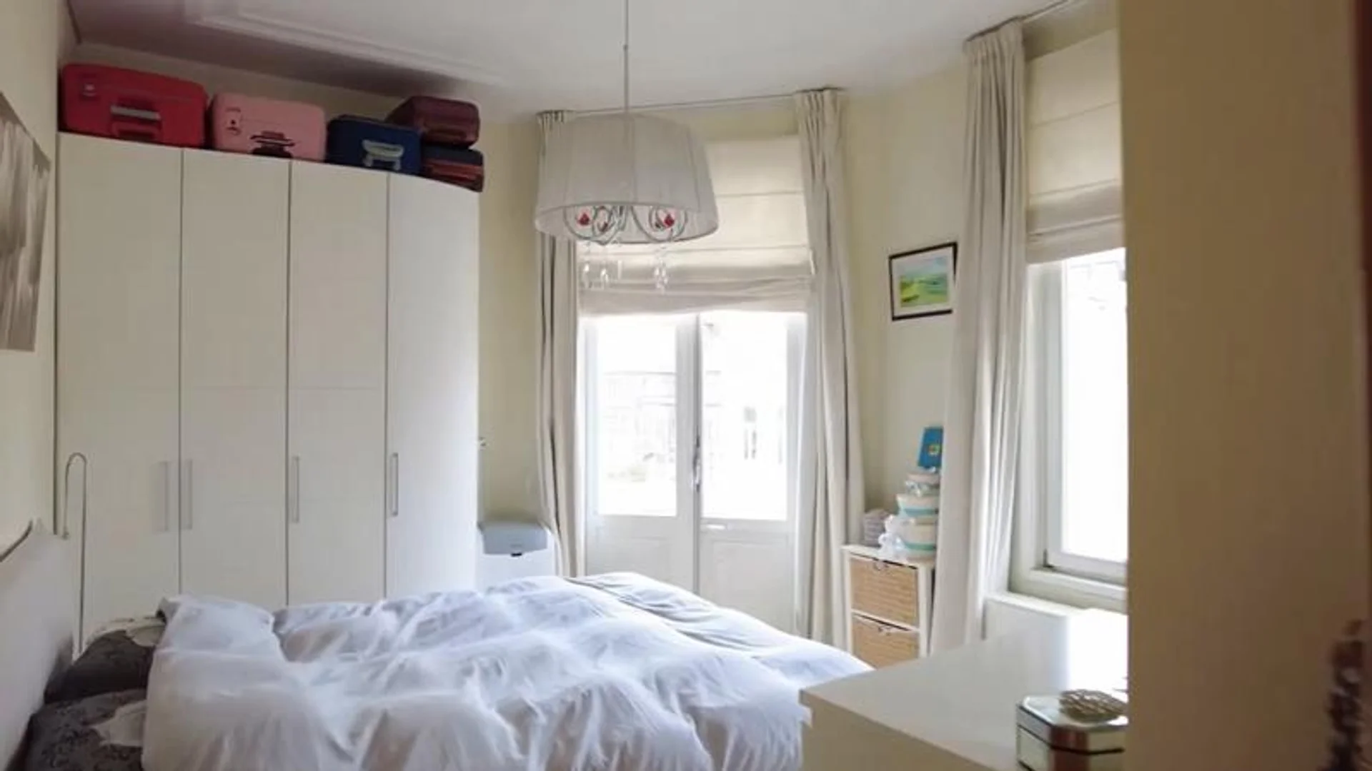 Habitación para estudiantes en  con modernas comodidades