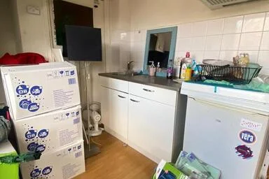 Pokój do wynajęcia z podwójnym łóżkiem w {area}