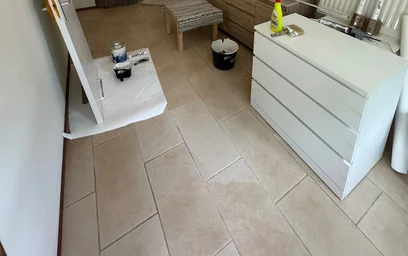 Zimmer mit Doppelbett zu vermieten {area}
