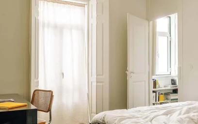 Apartamento moderno y luminoso en {area}