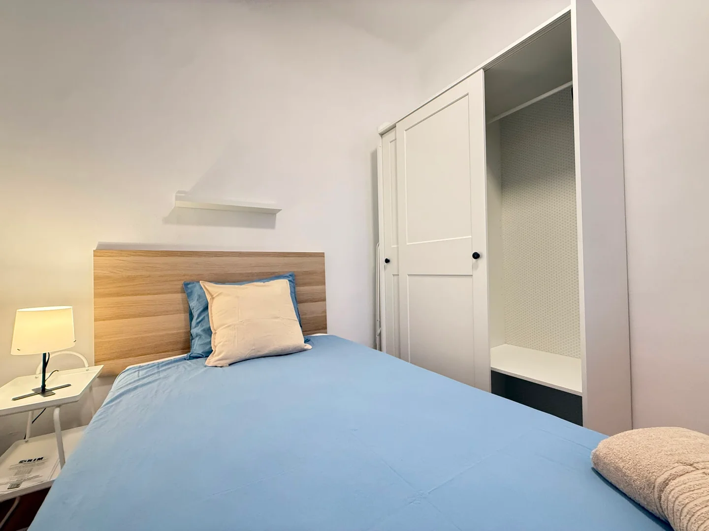 Habitación estudiantil económica con ubicación conveniente en 
