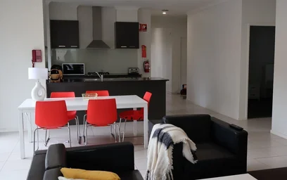 Habitación privada en residencia en  5-7 and 13-15 Burnett Street, Sebastopol Victoria 3356 Australia, imagen 14 de 18
