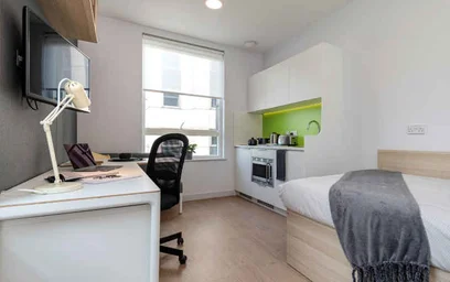 Monolocale in residence in 22 Middle St, Southsea, Portsmouth, Southsea PO5 4BG, United Kingdom, immagine 18 di 21