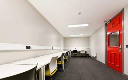 Estudio en residencia en College Square E, Belfast BT1 6DJ, United Kingdom, imagen 15 de 36