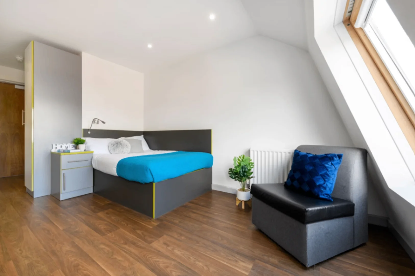 Apartamento estúdio totalmente equipado para estudantes em