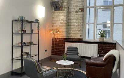 Estudio en residencia en College Square E, Belfast BT1 6DJ, United Kingdom, imagen 11 de 37