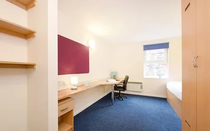 Stanza privata in residence in Vicarage Hill, Wrexham LL13 7HN, United Kingdom, immagine 26 di 35