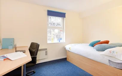 Stanza privata in residence in Vicarage Hill, Wrexham LL13 7HN, United Kingdom, immagine 8 di 35