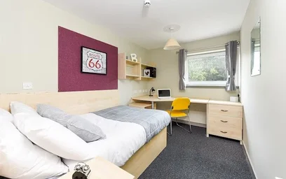 Private room in residence at Mealmarket Exchange, Mealmarket St, Aberdeen, AB24 5SW, UK, image 2 of 16