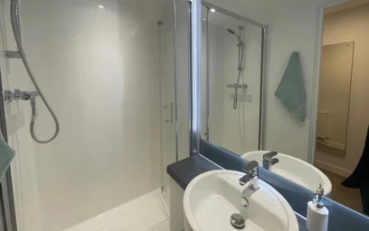 Quarto privado em residência em Moulsecoomb Way, Brighton BN2 4PB, UK, imagem 3 de 15