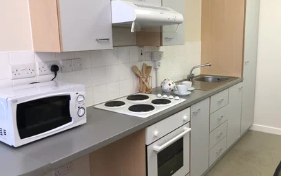 Stüdyo daire Ikamet yerinde konumu 135 Great Horton Rd, Bradford BD7 1QG, United Kingdom, 13 37 görüntüsü