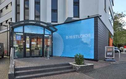 Studio in residence at 104-106 Hagley Rd, Birmingham B16 8LT, United Kingdom, image 40 of 49