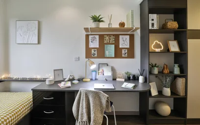 Studio in residence at 104-106 Hagley Rd, Birmingham B16 8LT, United Kingdom, image 5 of 49