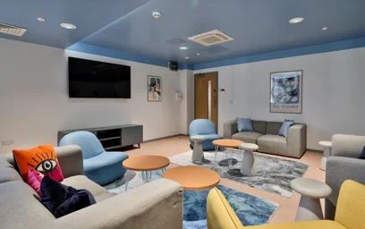 Studio in residence at 104-106 Hagley Rd, Birmingham B16 8LT, United Kingdom, image 47 of 49