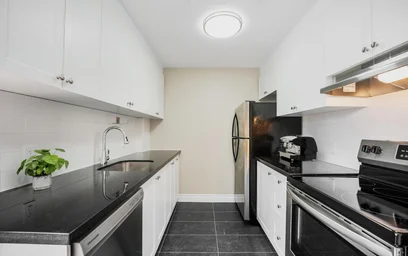 Całe miejsce w rezydencji 205 Oxford St E, London, ON N6A 5G6, Canada, obraz 10 17