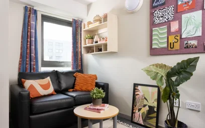 Private room in residence at Park Ln, Woodhouse, Leeds LS3 1DN, United Kingdom, image 6 of 20