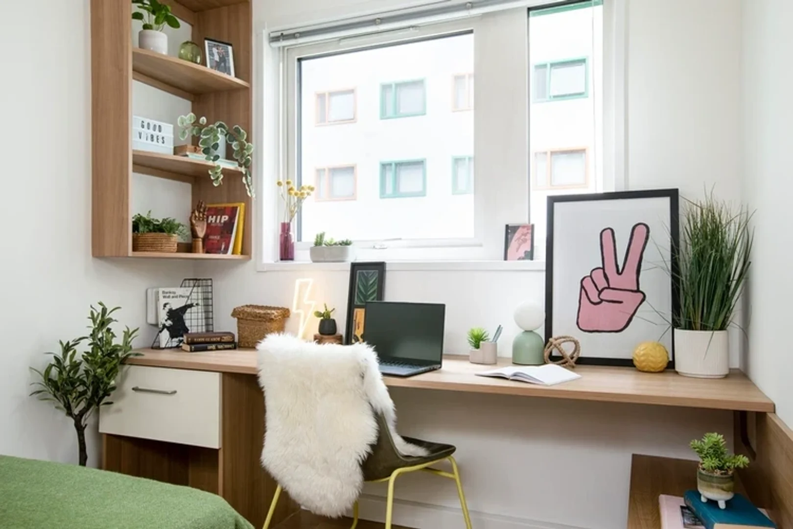 Habitación acogedora para estudiantes disponible en 