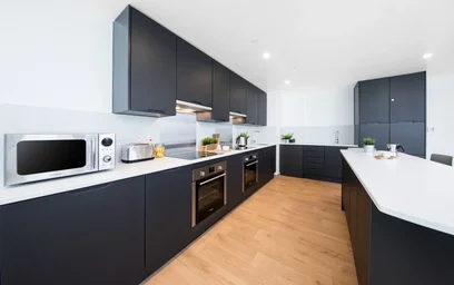 Studio in residence at 16 Merrion Way, Leeds LS2 8PT, United Kingdom, image 20 of 28