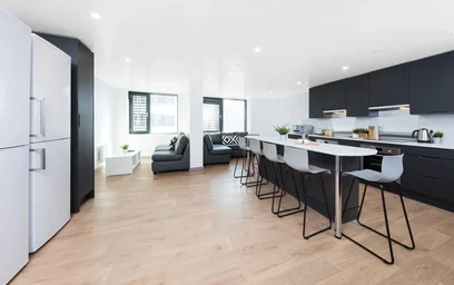Studio in residence at 16 Merrion Way, Leeds LS2 8PT, United Kingdom, image 21 of 28