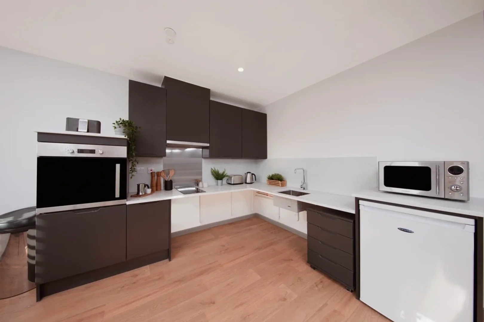 Fully equipped studio flat for students in 