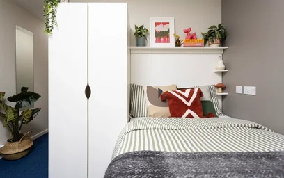 Studio in residence at 2-5 Amphion Ln, Edinburgh EH7 5FL, United Kingdom, image 20 of 24