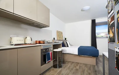 Studio in residence at 21 Beith St, Glasgow G11 6BZ, United Kingdom, image 2 of 22