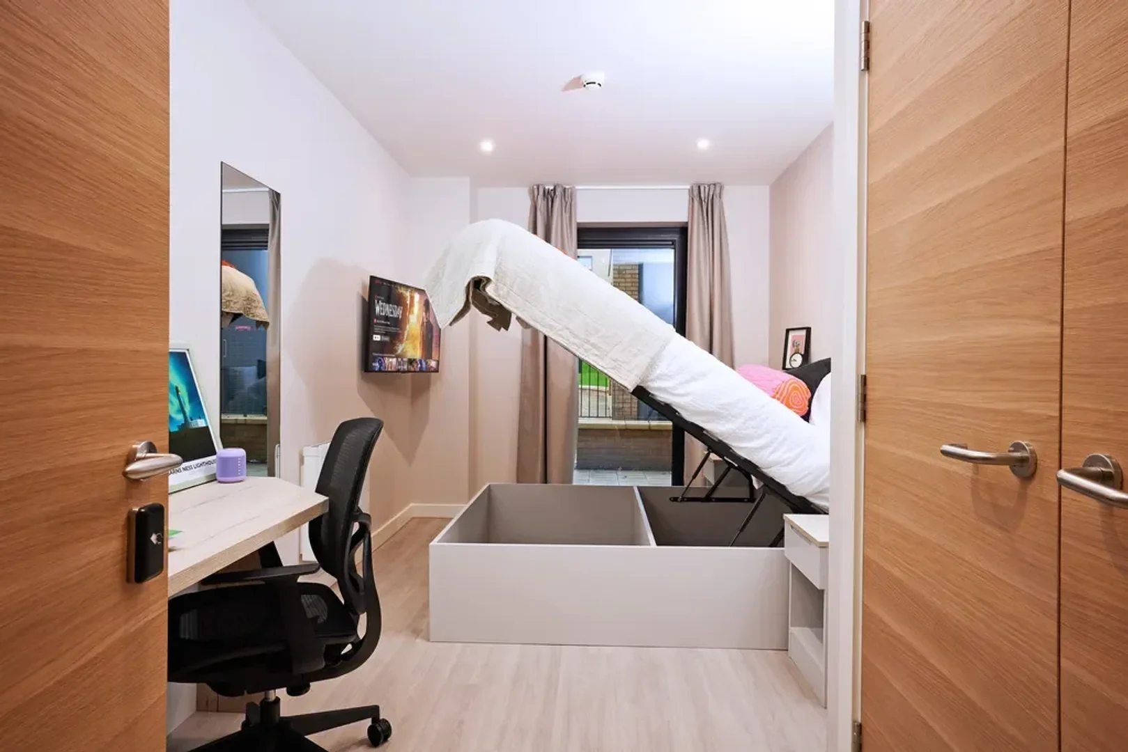 Vita Student, 48-50, Iona St, Edinburgh EH6 8SW, United Kingdom      