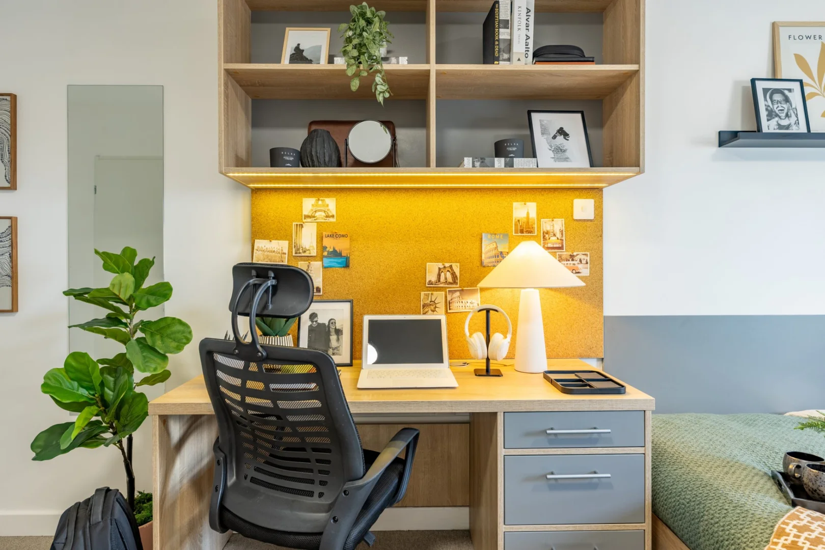 Student-friendly studio with excellent transport links in 