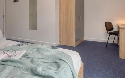 Stanza privata in residence in Globe Works, 20 Cliveland St, Birmingham B19 3SH, United Kingdom, immagine 2 di 49