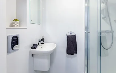 Stanza privata in residence in Globe Works, 20 Cliveland St, Birmingham B19 3SH, United Kingdom, immagine 4 di 49