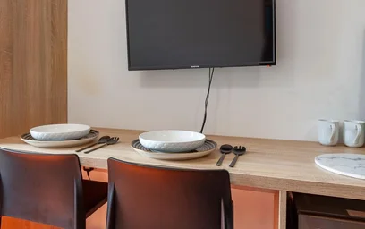 Studio in residence at Globe Works, 20 Cliveland St, Birmingham B19 3SH, United Kingdom, image 4 of 49