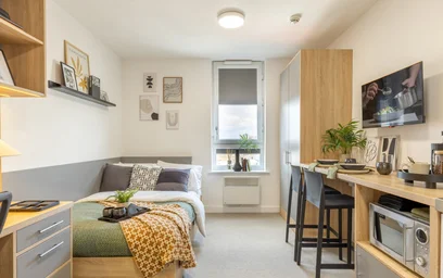 Studio in residence at Globe Works, 20 Cliveland St, Birmingham B19 3SH, United Kingdom, image 32 of 49