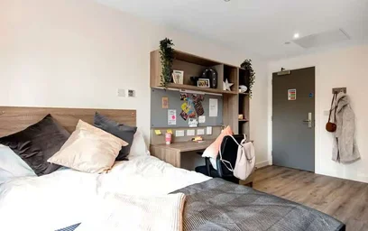 Private room in residence at Howard Gardens, Cardiff CF24 0FA, United Kingdom, image 1 of 36