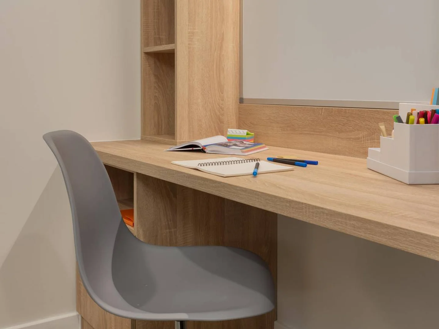 Modern student studio with complete amenities in 