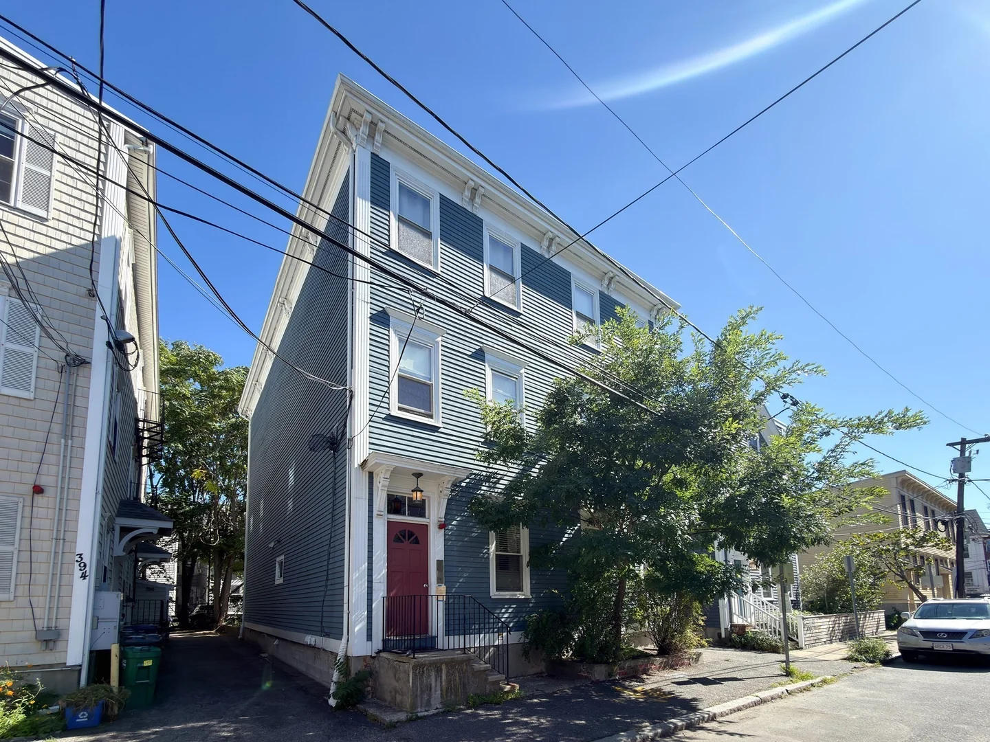 392, Norfolk St., Unit 2r, Inman Square, Cambridge, MA, 02139