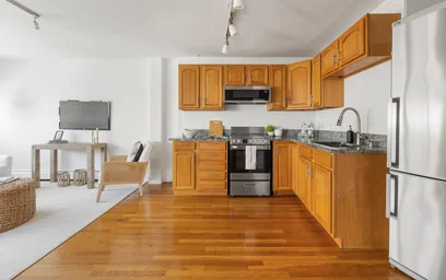 Gesamte Unterkunft im Wohnheim in der 348, Franklin St., Unit 3A, Riverside, Cambridge, MA, 02139, bild 6 von 22
