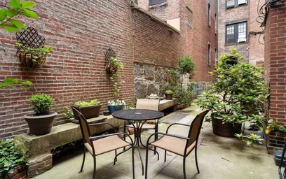 Studio im Wohnheim in der 51, Hancock St., Unit 3, Beacon Hill, Boston, MA, 02114, bild 2 von 21
