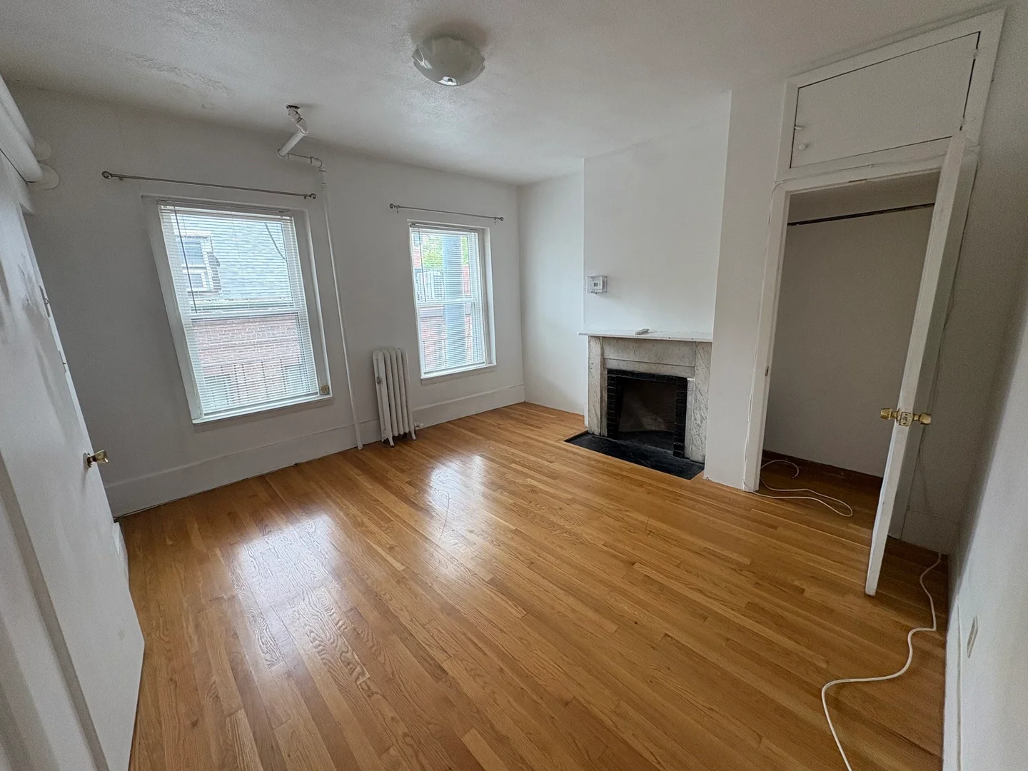 79, Charles St., Unit 4R, Beacon Hill, Boston, MA, 02114