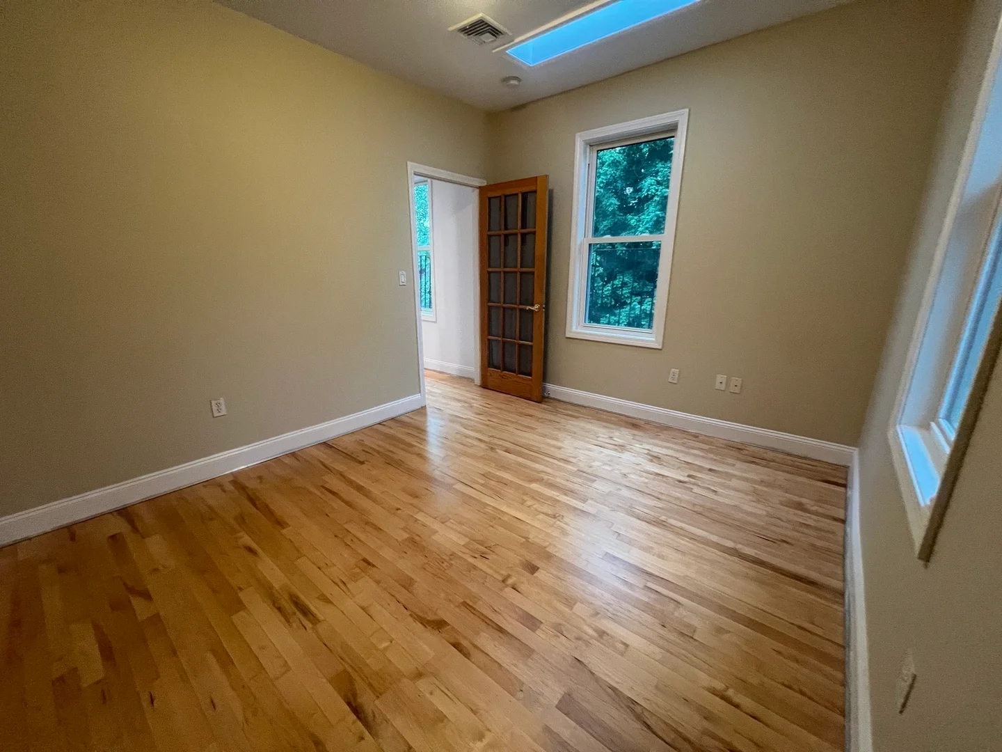 7, Mullins Ct., Unit C, East Cambridge, Cambridge, MA, 02141